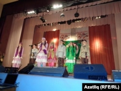 Балалар төркеме чыгышы