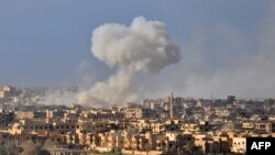 Сириянын өкмөттүк күчтөрүнүн Дейр-эз-Зордогу аба чабуулу, 31-октябрь 2017-жыл.