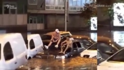 Центр Києва знову «поплив» після зливи – відео очевидців