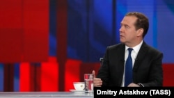 «Це викликає не тільки почуття образи. Це дуже сумно. І наслідки цього будуть сумні», – сказав Дмитро Медведєв