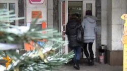 В Бишкеке проверили продают ли спиртное подросткам