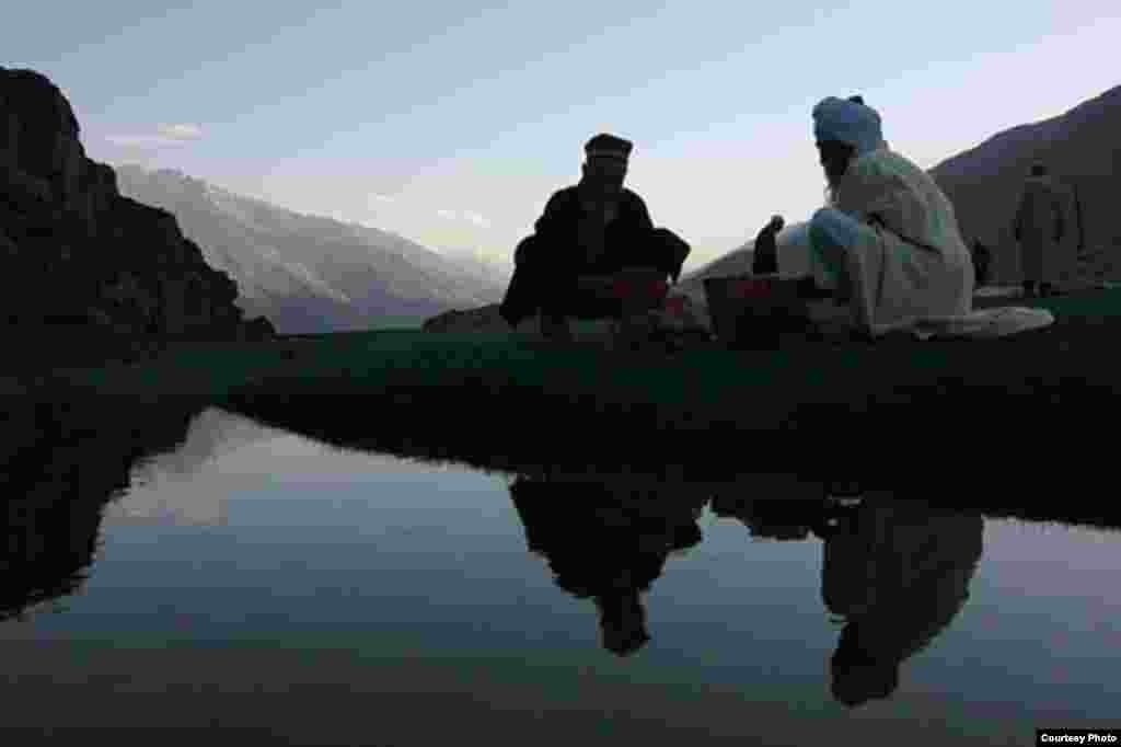 Акс аз Нозим Қаландаров