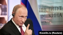 Володимир Путін