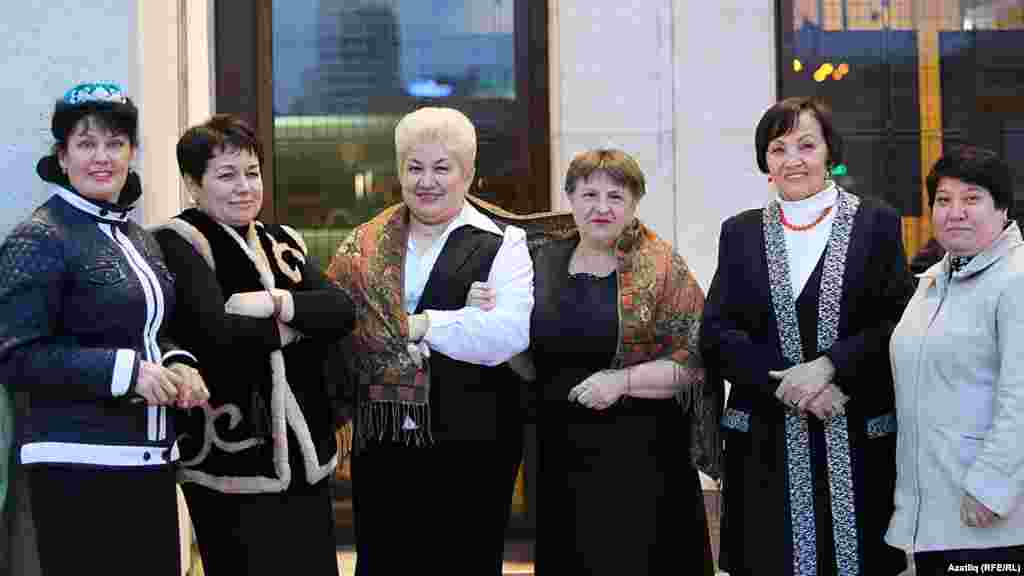 Камал театры каршында яңа сезон ачу тантанасы&nbsp;