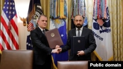 Հայաստանի և Ադրբեջանի արտգործնախարարները նախաստորագրում են խաղաղության համաձայնագիրը Վաշինգտոնում, 8-ը օգոստոսի, 2025թ.