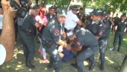 Поліція затримала прихильників опозиції в Єревані (відео)