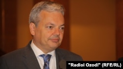 Belgian Foreign Minister Didier Reynders attends a press conference in Dushanbe on May 4.