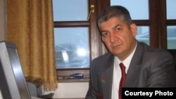 Азиз Арианфар. 