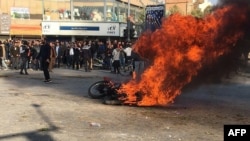 Мітинги в Ірані почалися 15 листопада відразу в декількох містах