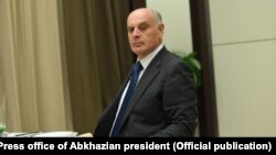 Аслан Бжания 