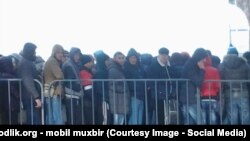 Сахарово борборундагы мигранттар. Иллюстрациялык сүрөт.