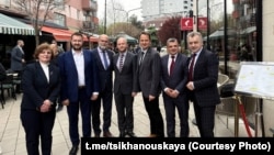 Косаўскія і беларускія палітыкі і грамадзкія дзеячы ў Прыштыне