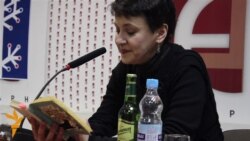 Оксана Забужко читає українські переклади чеського письменника Іллі Гурніка