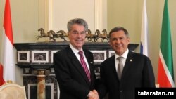 Һайнц Фишер һәм Рөстәм Миңнеханов (у)