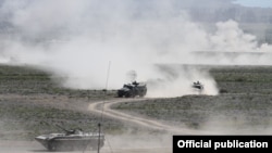 Жамааттык коопсуздук келишими уюмуна (ЖККУ) мүчө мамлекеттердин биргелешкен “Рубеж-2021” аскердик машыгуусу 7-9-сентябрь күндөрү болду.