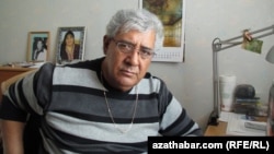 Şwesiýada ýaşaýan türkmen şahyry Şiraly.