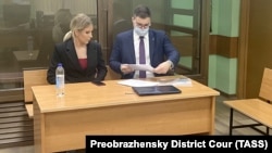 Любовь Соболь на слушаниях в суде (архивное фото)