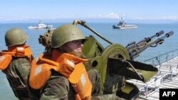 Грузинские зенитчики ждут приказа стрелять на поражение