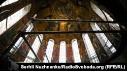 Реставраційні роботи. Купол храму