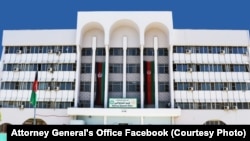 سارنوالان با دفتر لوی سارنوالی در مرکز وولایت کار میکردند