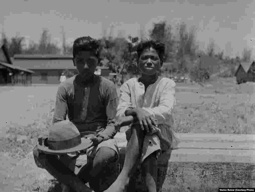 Мальчики в Маниле