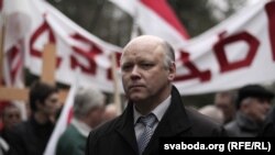 Юрась Беленкі падчас леташняга шэсьця на Дзяды