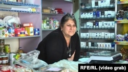 Лусине Алексанян говорит, что продаст товары всем, кто захочет купить.