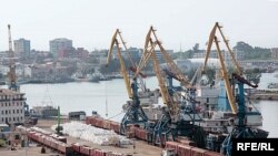 Վրաստան -- Բաթումիի նավահանգիստը, 11-ը հունիսի, 2009թ.