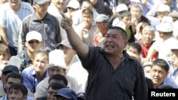 Жалал-Абаддагы нааразылык  акциясы. 20-май 2010-жыл.