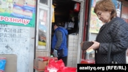 На оптовом рынке «Алтын Алма», где в продаже есть только сахар из России. Уральск, 16 марта 2020 года.