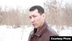 Нурлан Утеулиев, активист экологического движения "Табигат". Поселок Тастыбулак Карасайского района Алматинской области, 4 марта 2013 года. 