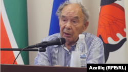 Индус Таһиров