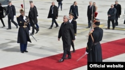 Հայաստանի նախագահ Սերժ Սարգսյանը ժամանում է Փարիզ, 7-ը մարտի, 2017թ․