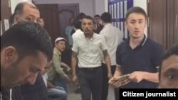 Pulini ololmayotgan mardikorlar HUMAN agentligi binosida