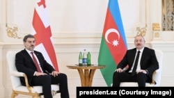 Վրաստանի և Ադրբեջանի նախագահները՝ Միխեիլ Կավելաշվիլին և Իլհամ Ալիևը, Բաքու, 16-ը ապրիլի, 2025թ.