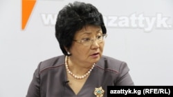Роза Отунбаева.