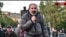 Никол Пашинян выступает во время митинга на площади Франции в Ереване, 15 апреля 2018 г․