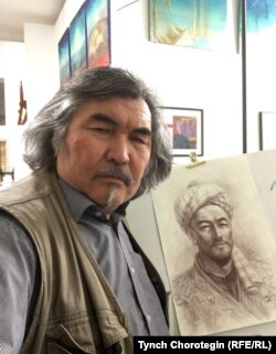 Ибрагим Бакиров Кашгари Барсканинин сүрөтүнүн жанында. 24.5.2020.