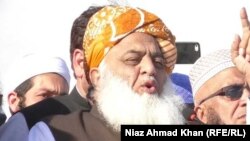  مولانا فضل الرحمن رهبر حزب جمعیت علمای اسلام پاکستان