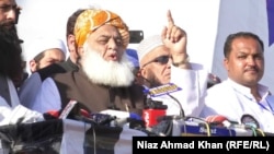  مولانا فضل الرحمن، رهبر حزب جمعیت علمای اسلام پاکستان