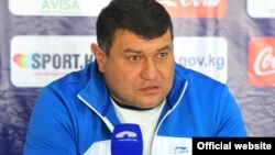 Мубин Эргашев, сармураббии дастаи "Истиқлол"-и Душанбе