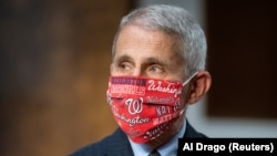 Фаучі зазначив, що заразність цього штаму вища, ніж у оригінального SARS-CoV-2