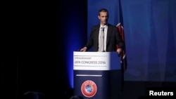 Ալեքսանդր Չեֆերինը ելույթ է ունենում ՈւԵՖԱ-ի կոնգրեսում՝ նախագահի ընտրությունից առաջ, Աթենք, 14-ը սեպտեմբերի, 2016թ․