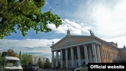 Опера жана балет театры.