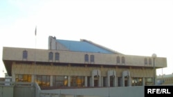 Камал театры бинасы