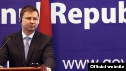 Валдіс Домбровскіс