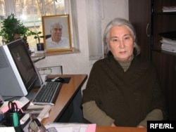 Профессор Роза Айтматова - даңазалуу жазуучу, маркум Чыңгыз Айтматовдун карындашы. 12.8.2008.