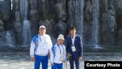 Жыргалбек Орозбаев, Эсен Калиев жана Дене-тарбия жана спорт мамлекеттик агенттигинин кызматкери Марат Ходжаев.