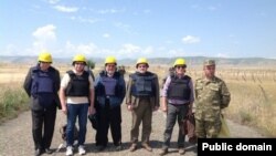 Сопредседатели Минской группы ОБСЕ на линии соприкосновения войск Нагорного Карабаха и Азербайджана, 19 мая 2014 г.