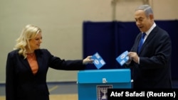 Премьер-министр Биньямин Нетаньяху голосует. 2 марта 2020 года